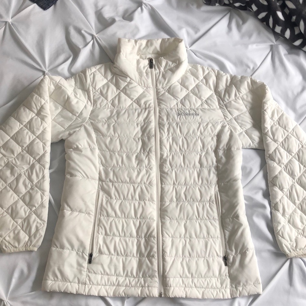 Women’s White Colombia Nano Puff Jacket size Small